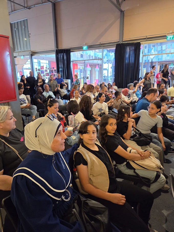 فوز لوحات فنيّة طلابية من مدرسة أجيال في معرض الفنون- يافا